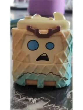 Hasbro | Other | Transformers Botbots Disgusto Desserto Series 3 ...